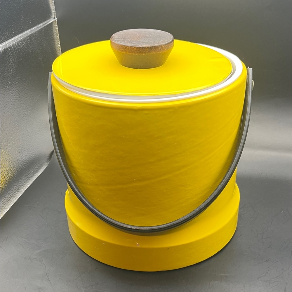 MCM Moldtronics mustard yellow 60s ice bucket bar ware 50s maximalist